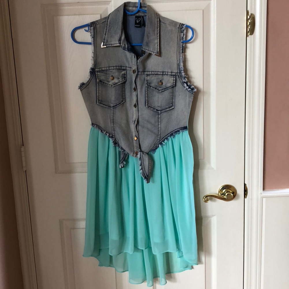 Jean dress with a twist!